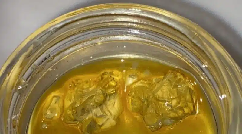 3 Reasons Why Dark Live Resin Extracts Are The Best | Our Guide | The Seed Fair